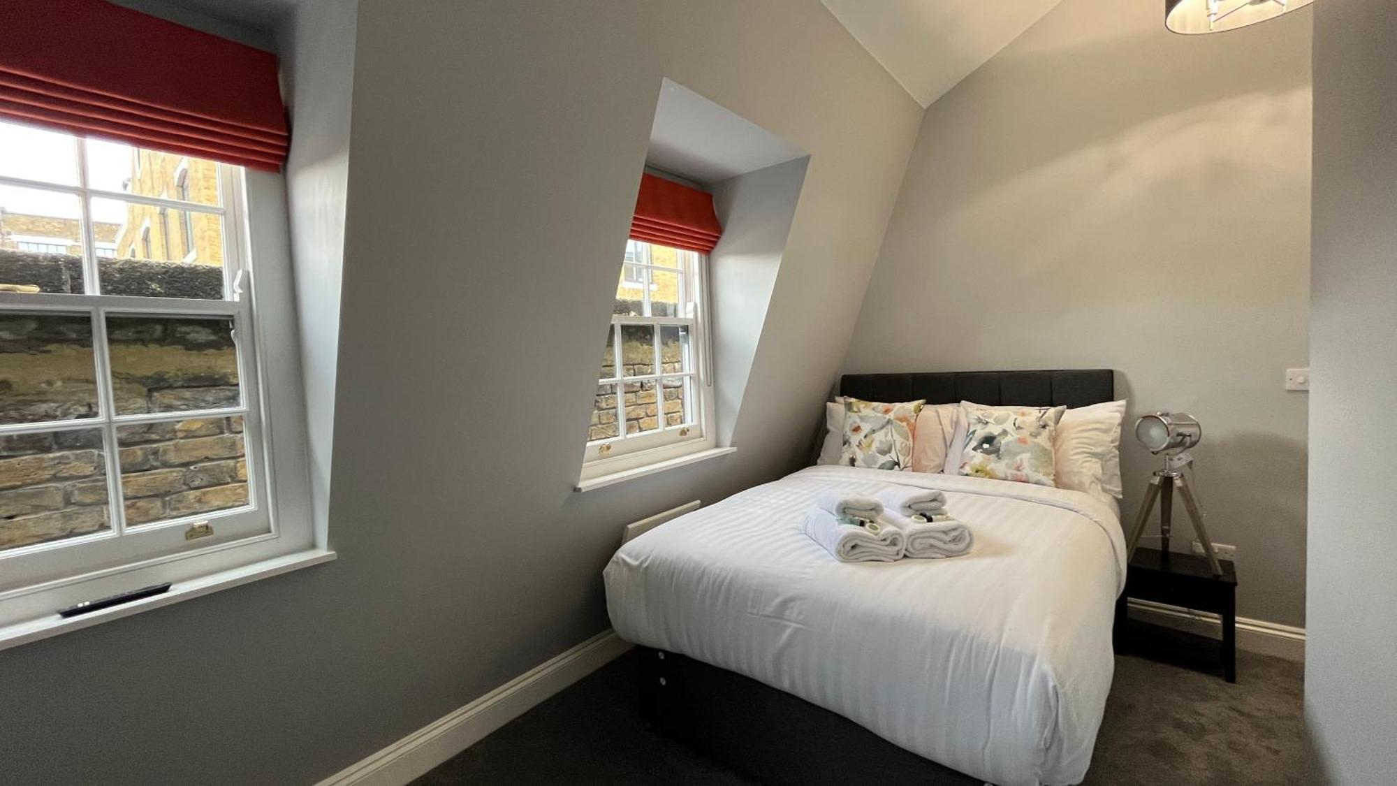 Dockers Inn London Bagian luar foto